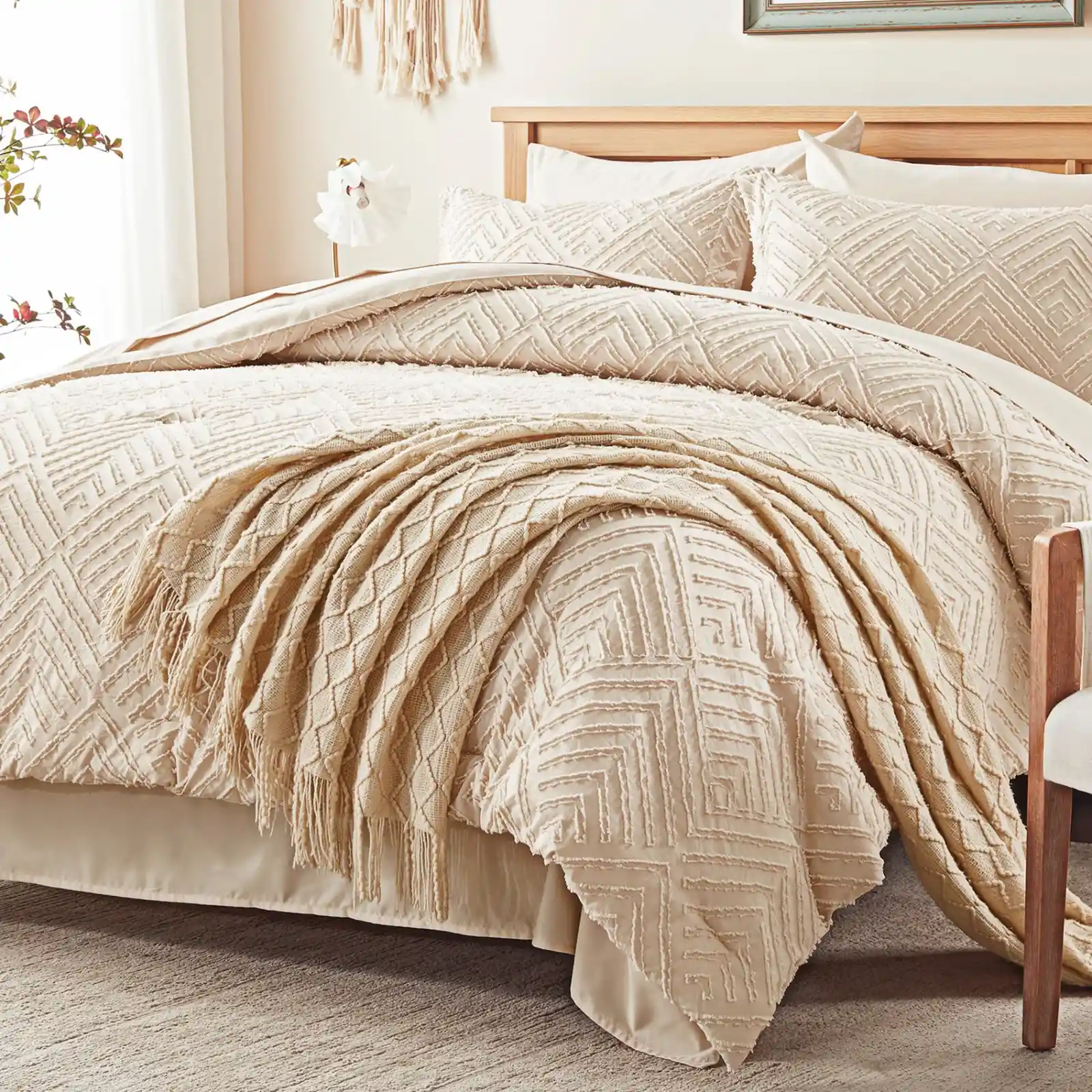 Queen Comforter Set 7 Pieces, Beige Bed in a Bag Queen Size detail