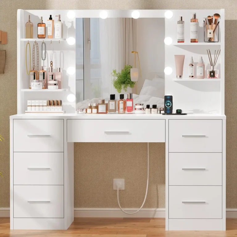 Quimoo Large Vanity Desk with LED Lighted Mirror & Power Outlet review